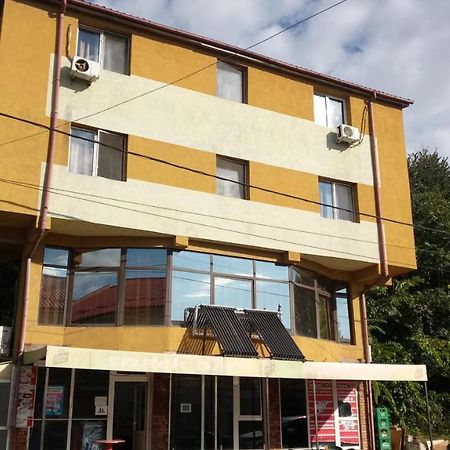 La Conu Iancu Hostel Drobeta Turnu Severin Buitenkant foto